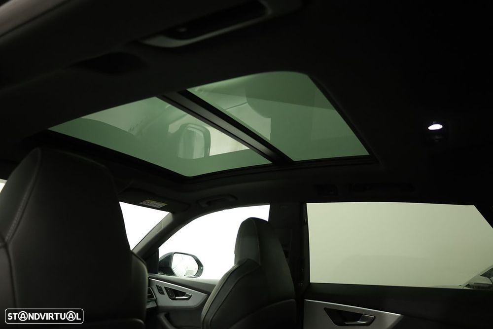 Audi Q8 55 TFSIe quattro Tiptronic - 26
