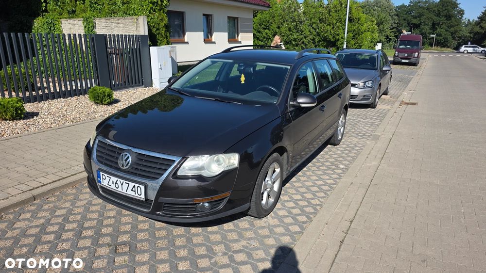 Volkswagen Passat 1.4 TSI Comfortline - 1