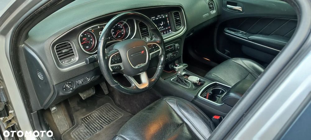 Dodge Charger 5.7 R/T - 6