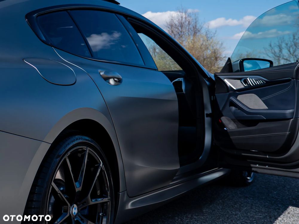 BMW Seria 8 - 8
