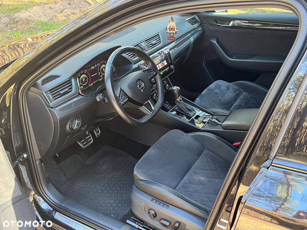 Skoda Superb 2.0 TDI SCR 4x4 Sportline DSG - 5