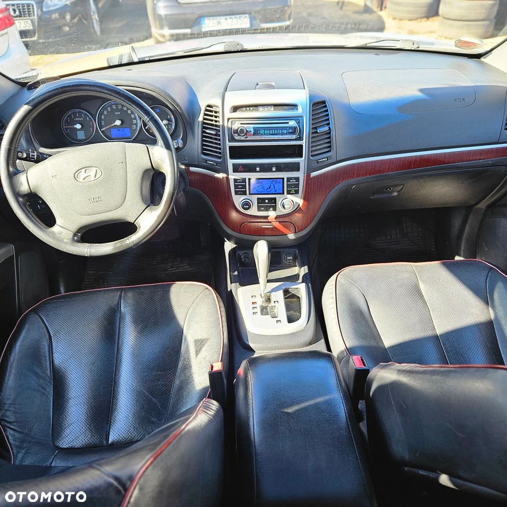 Hyundai Santa Fe - 26