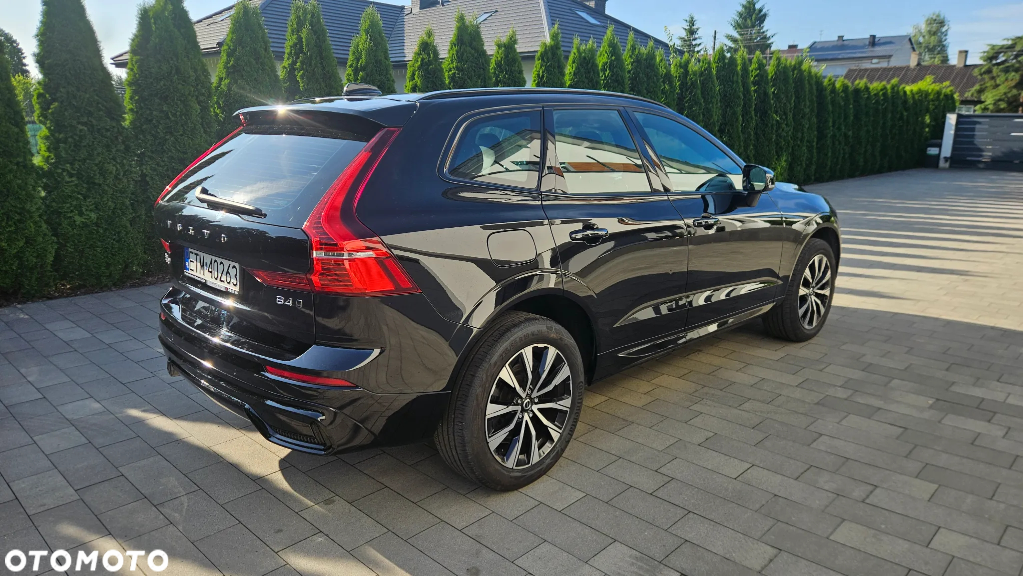 Volvo XC 60 B4 D AWD R-Design - 25