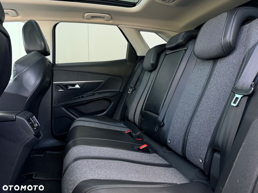 Peugeot 3008 BlueHDi 150 Stop & Start Allure - 24