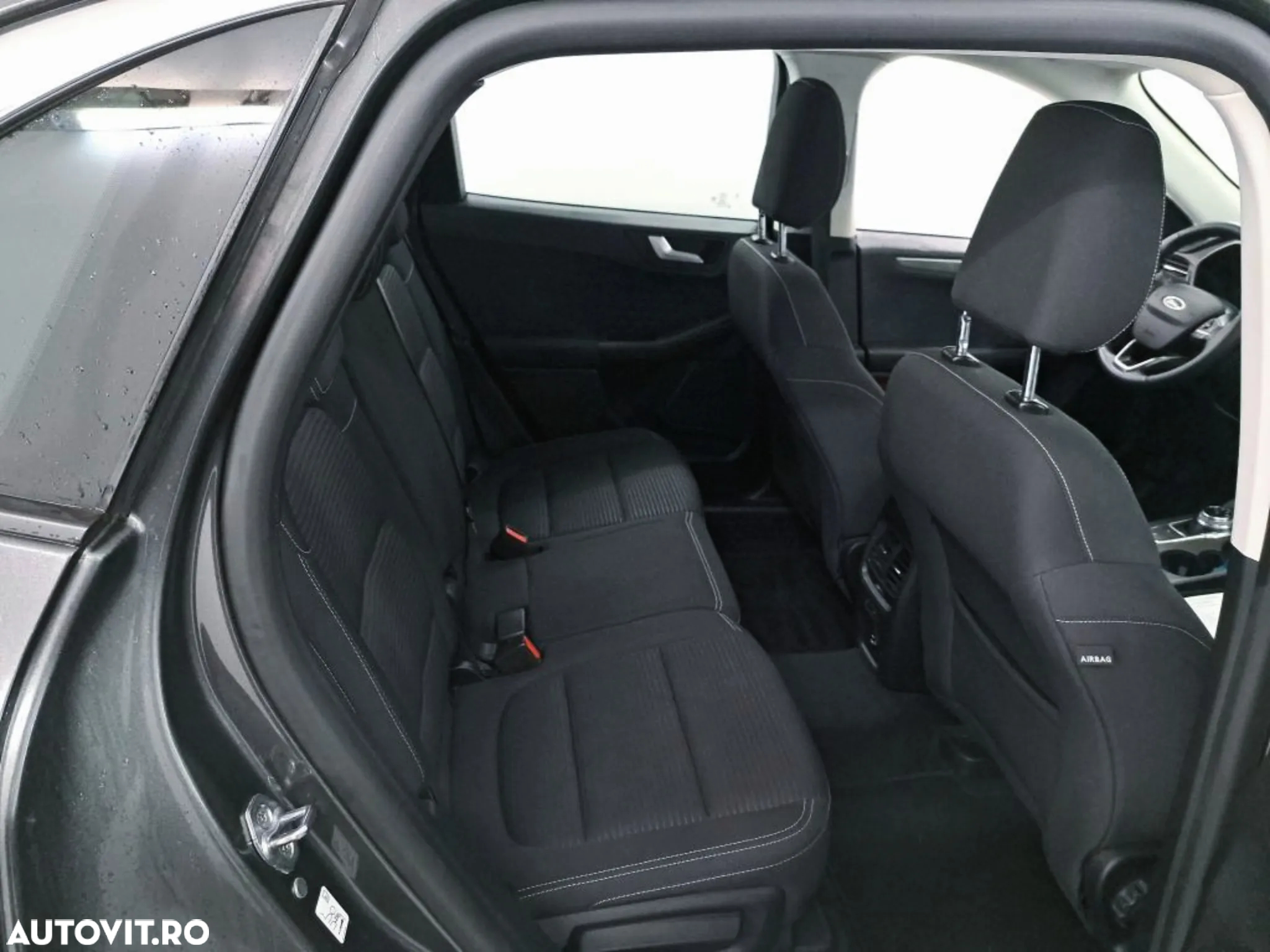 Ford Kuga 1.5 EcoBlue Aut. TITANIUM - 12