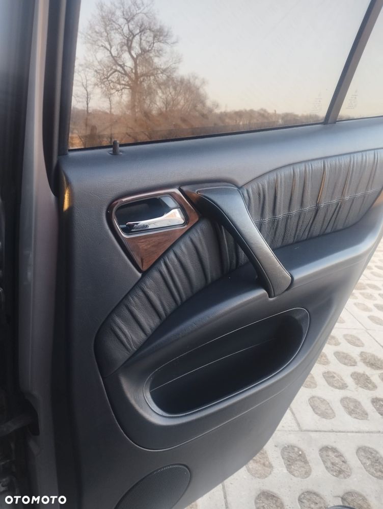 Mercedes-Benz ML 500 - 15