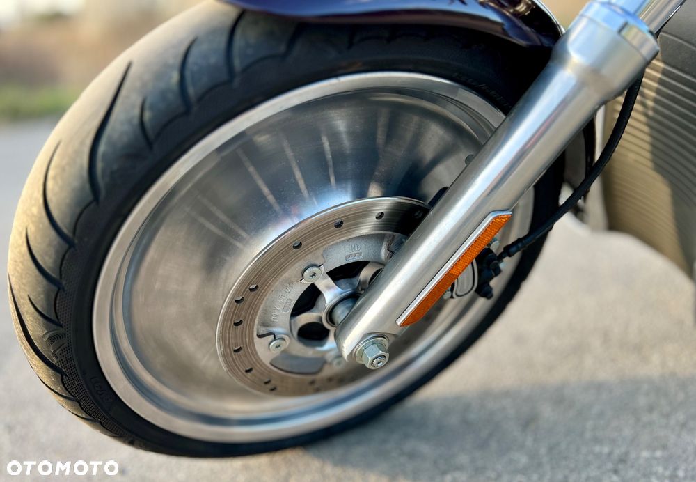 Harley-Davidson V-Rod Street Rod - 15