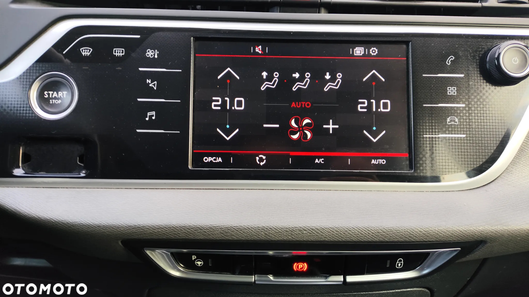 Citroën C4 Grand Picasso BlueHDi 120 Exclusive - 28