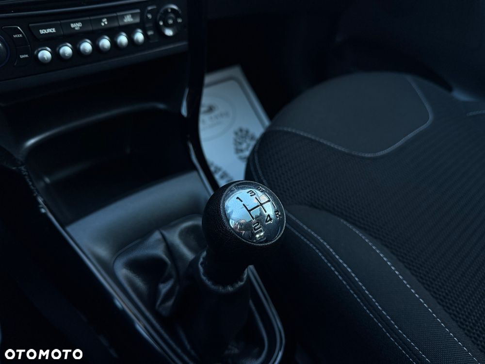 Citroën C3 Pure Tech (VTi) 82 Exclusive - 10