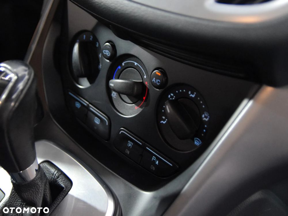 Ford C-MAX 2.0 TDCi Titanium - 20