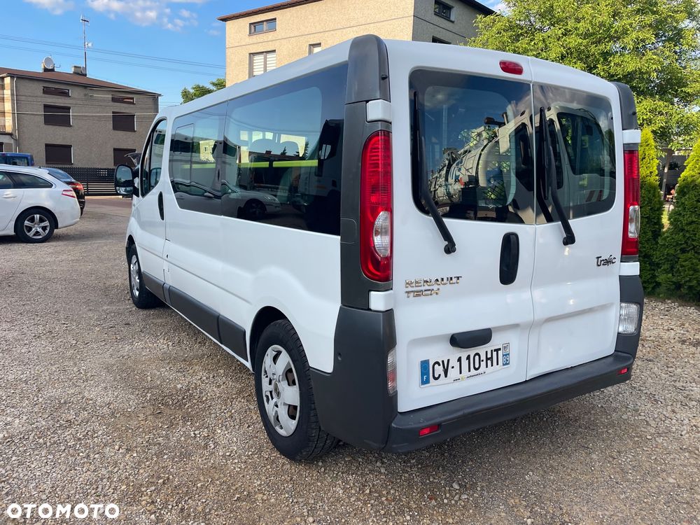 Renault Trafic Passenger Expression - 14