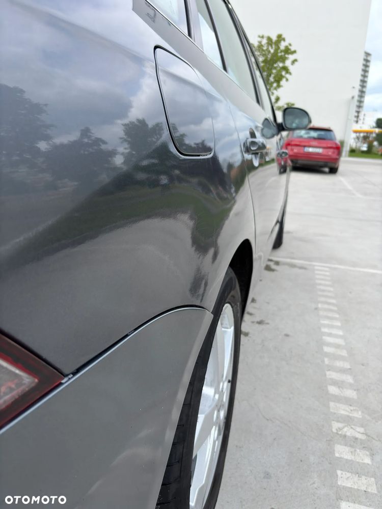 Volkswagen Golf 2.0 TDI Comfortline DSG - 26