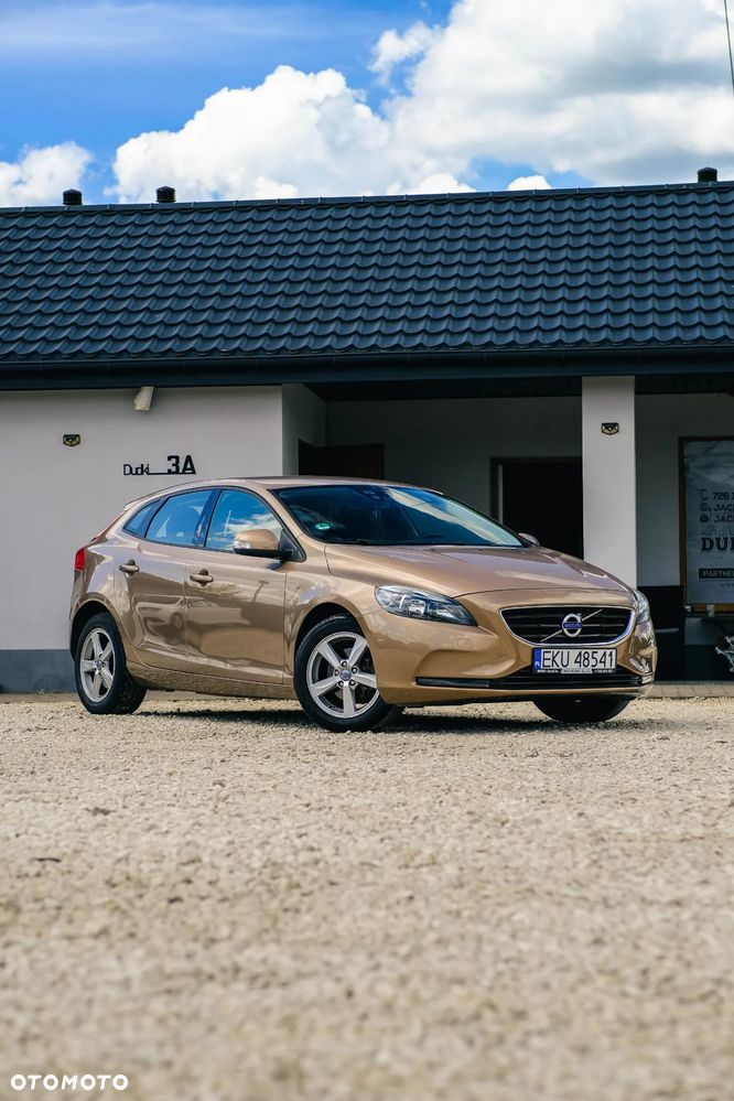 Volvo V40 D2 Kinetic - 14