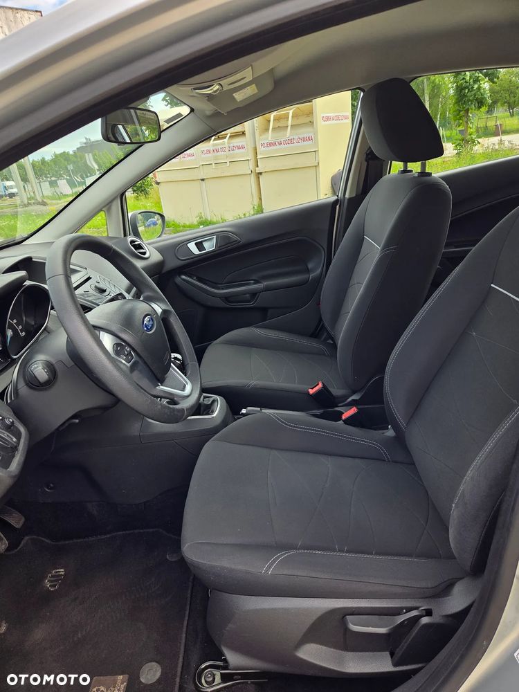 Ford Fiesta 1.25 Titanium EU6 - 11