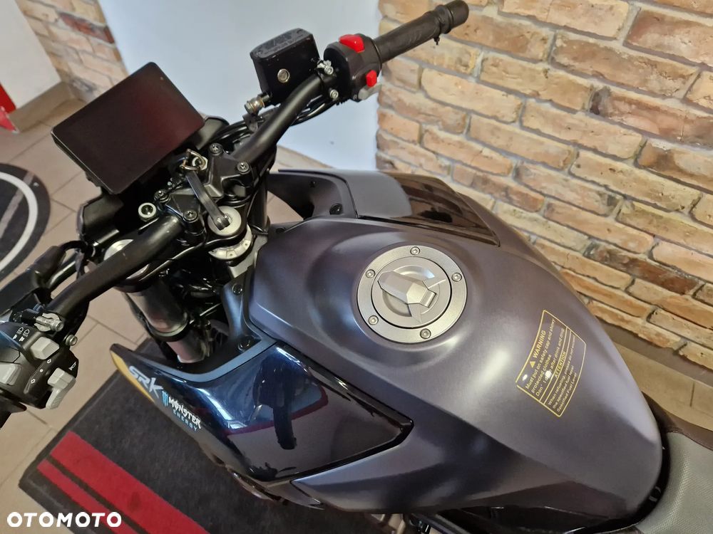 QJMOTOR SRK 700 - 22