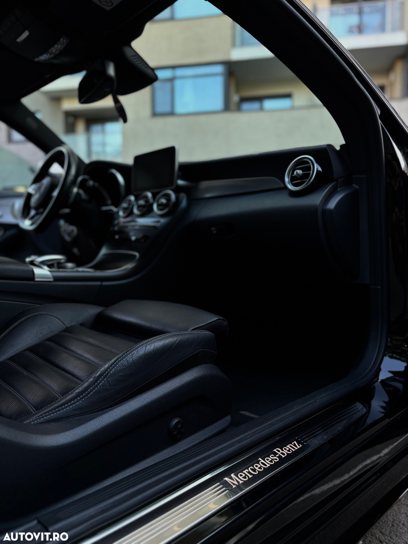 Mercedes-Benz C 250 d Coupe 4MATIC Aut. - 17