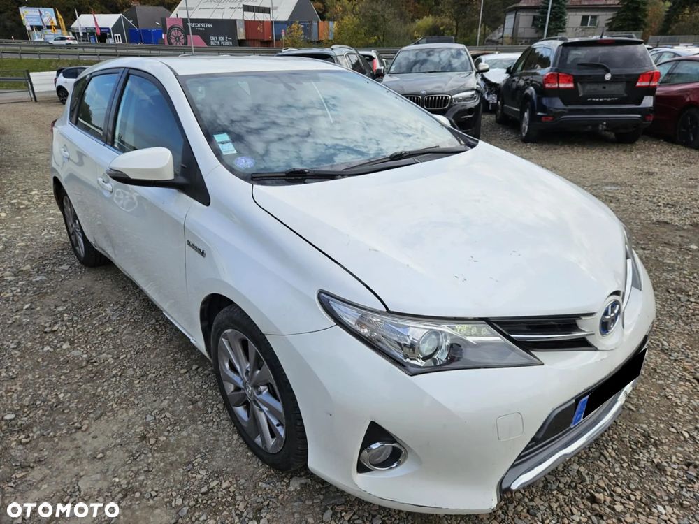 Toyota Auris 1.8 HSD Luna - 6