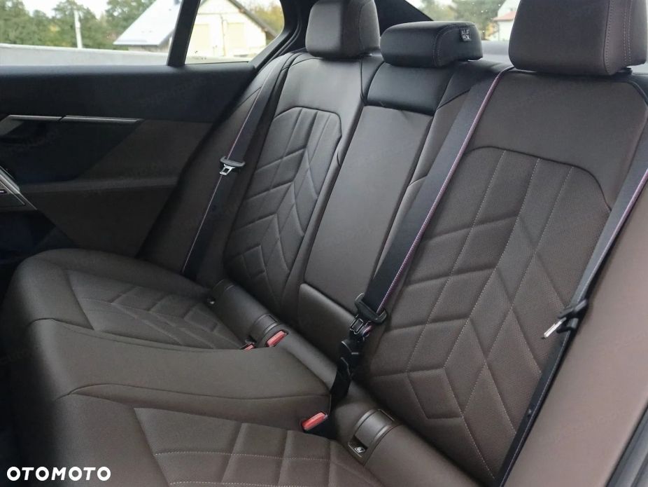 BMW Seria 5 520d xDrive mHEV M Sport - 17