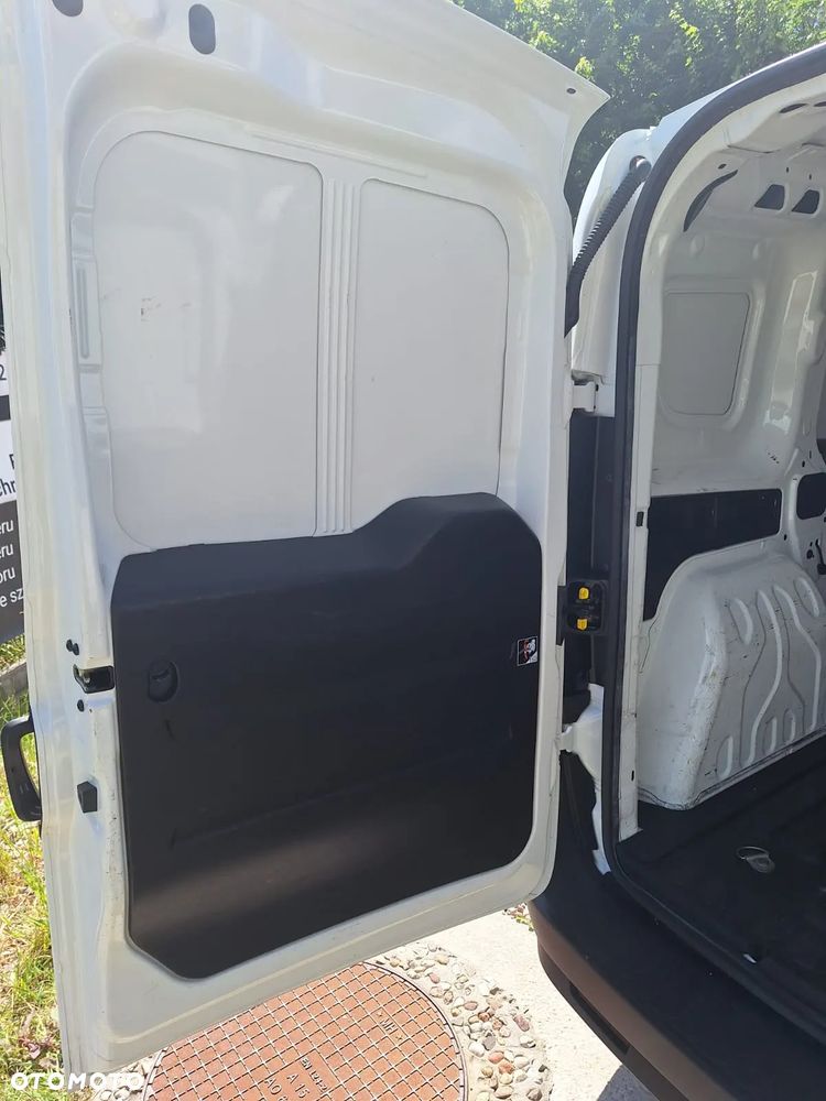 Opel COMBO - 20