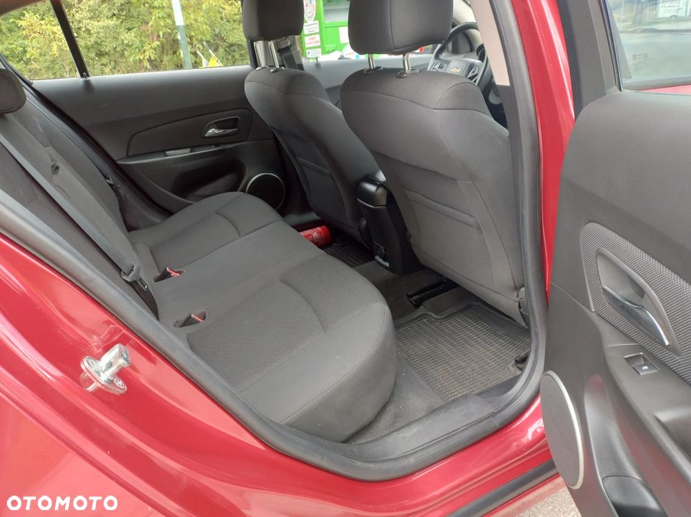Chevrolet Cruze 1.6 LT - 22