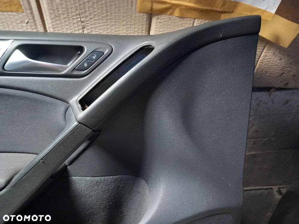 VW GOLF VI BOCZKI DRZWI 3 DRZWI - 17
