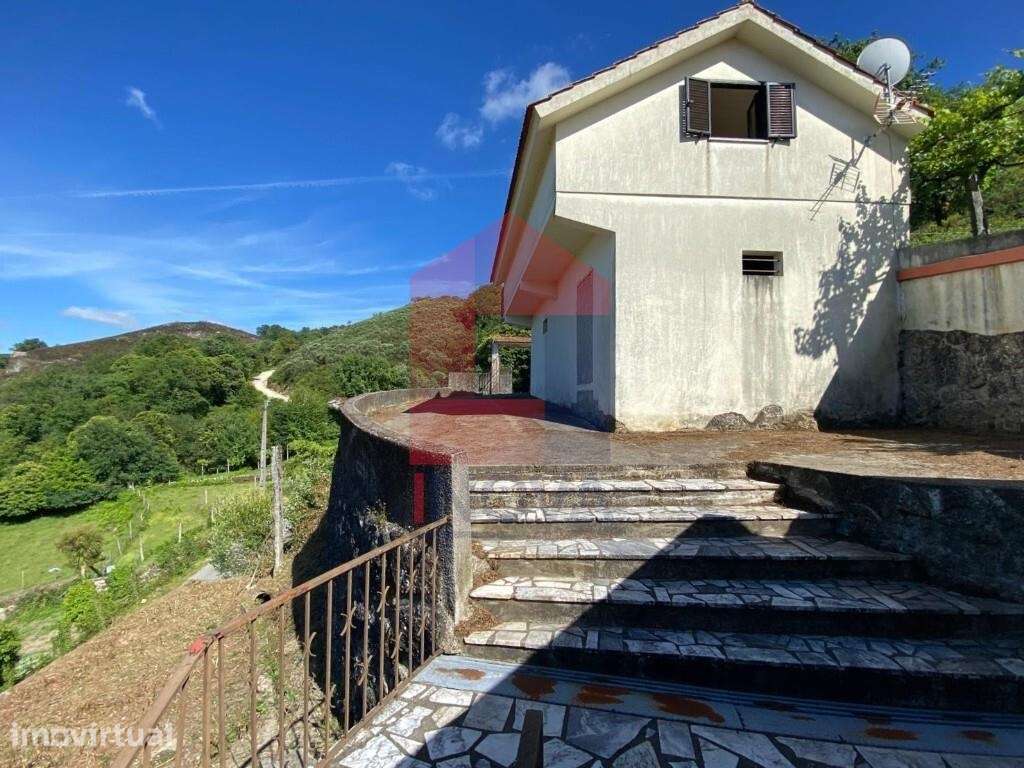 2 Moradias, Azias - Grande imagem: 3/41