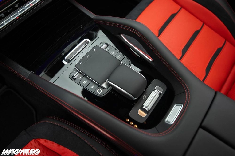 Mercedes-Benz GLE Coupe AMG 53 PHEV - 32