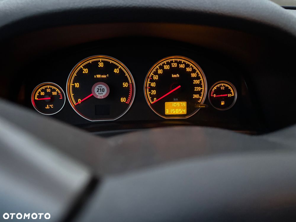 Opel Vectra - 11