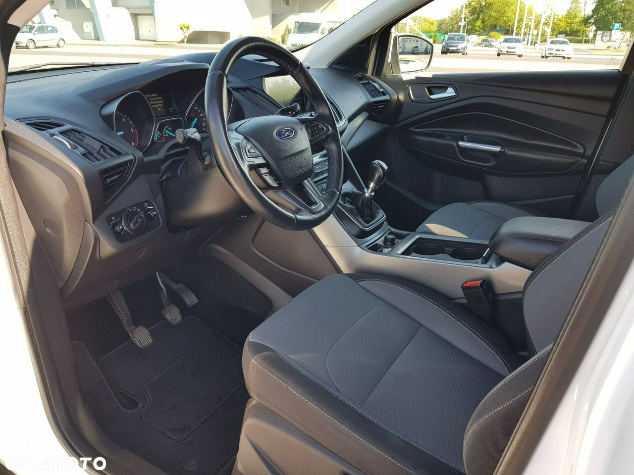Ford Kuga 2.0 TDCi 2x4 Business Edition - 10