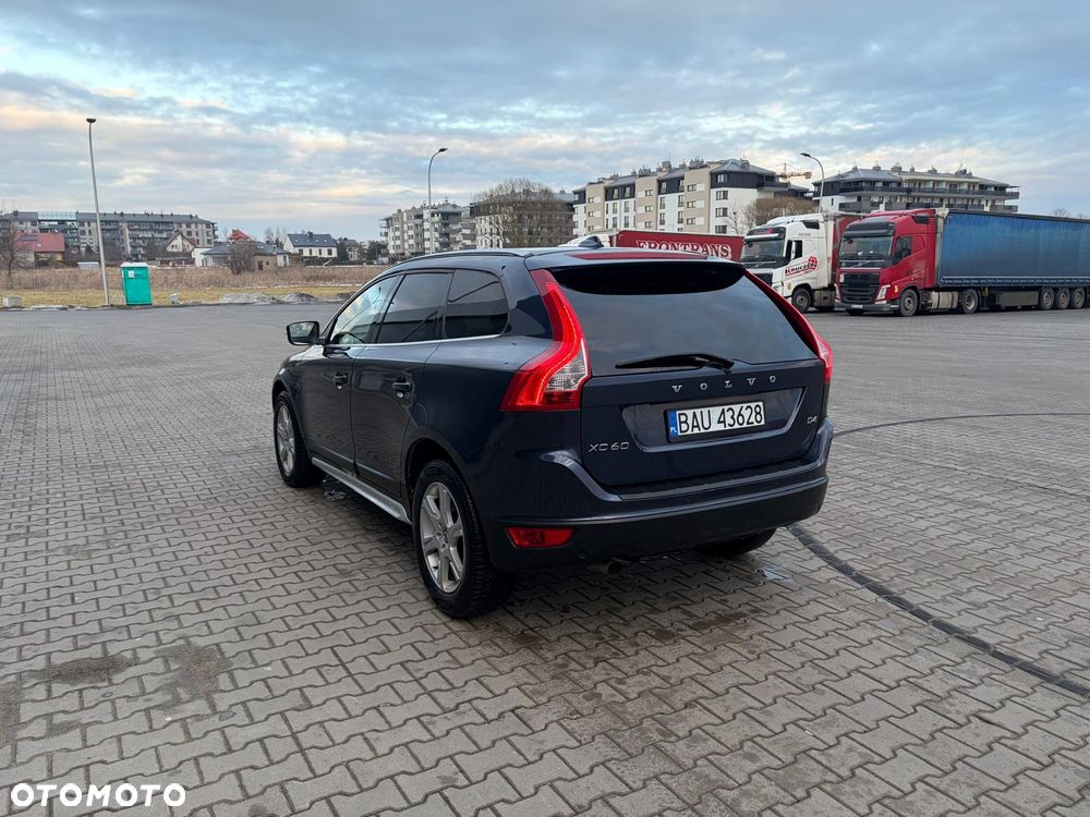 Volvo XC 60 - 10