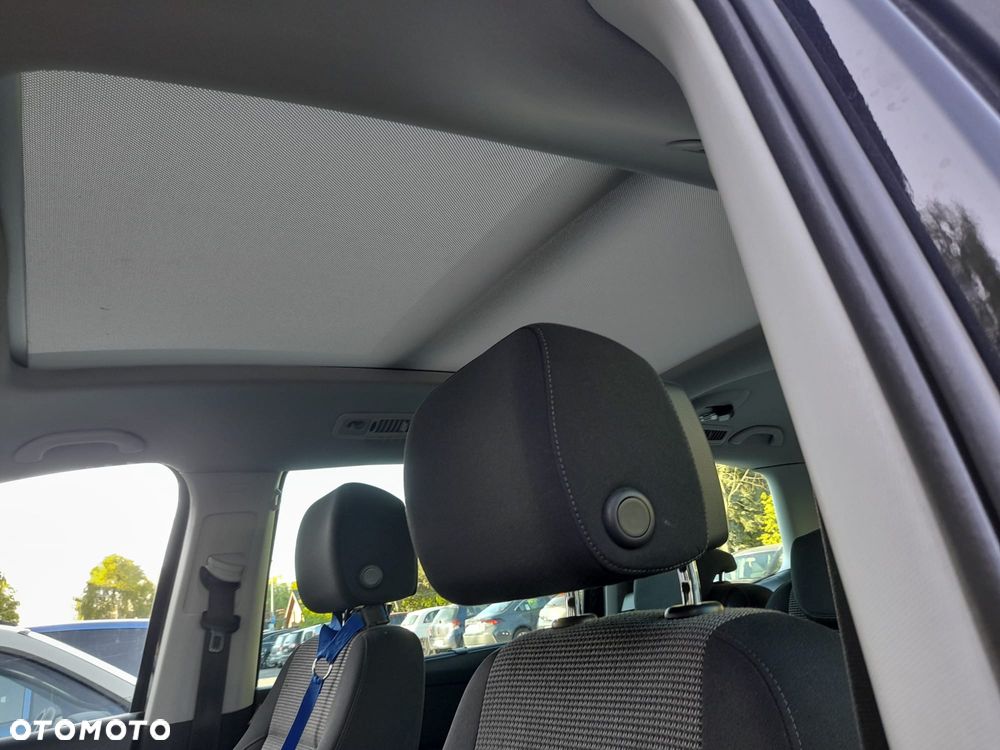 Volkswagen Sharan 2.0 TDI DSG BlueMotion Technology Comfortline - 10