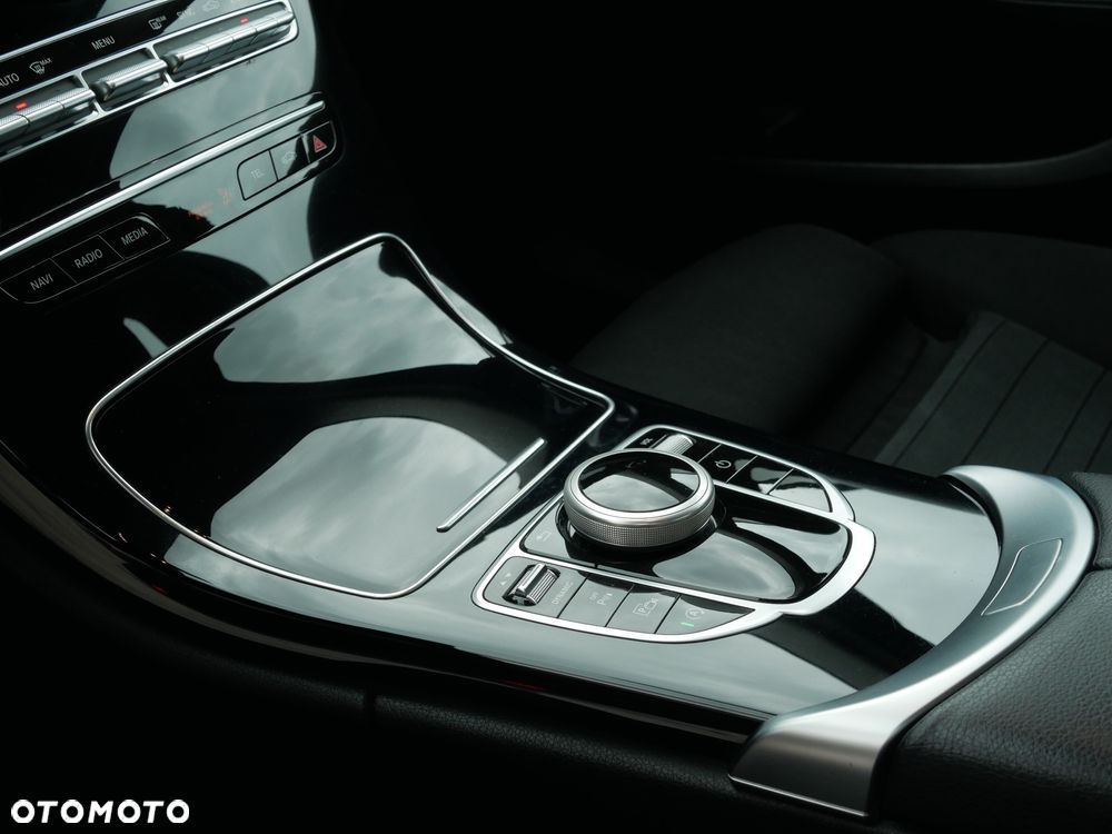 Mercedes-Benz Klasa C 160 9G-TRONIC - 27