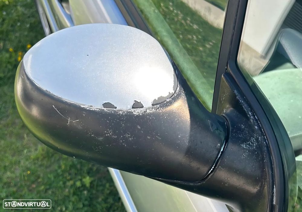 Citroën C3 1.4 HDi SX + - 25