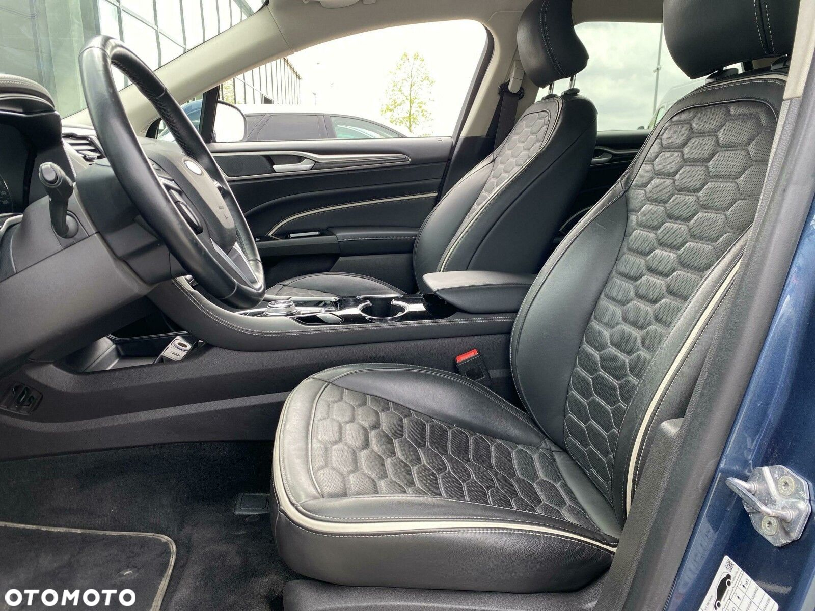 Ford Mondeo - 9