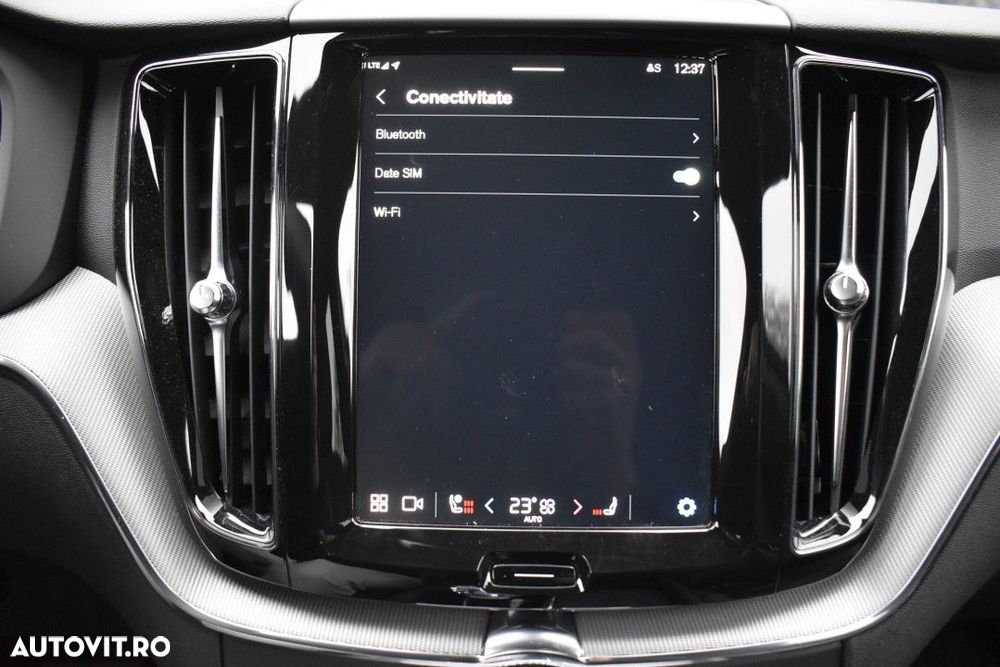Volvo XC 60 - 33