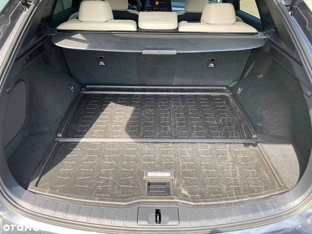 Lexus RX 350h F Sport Design - 37
