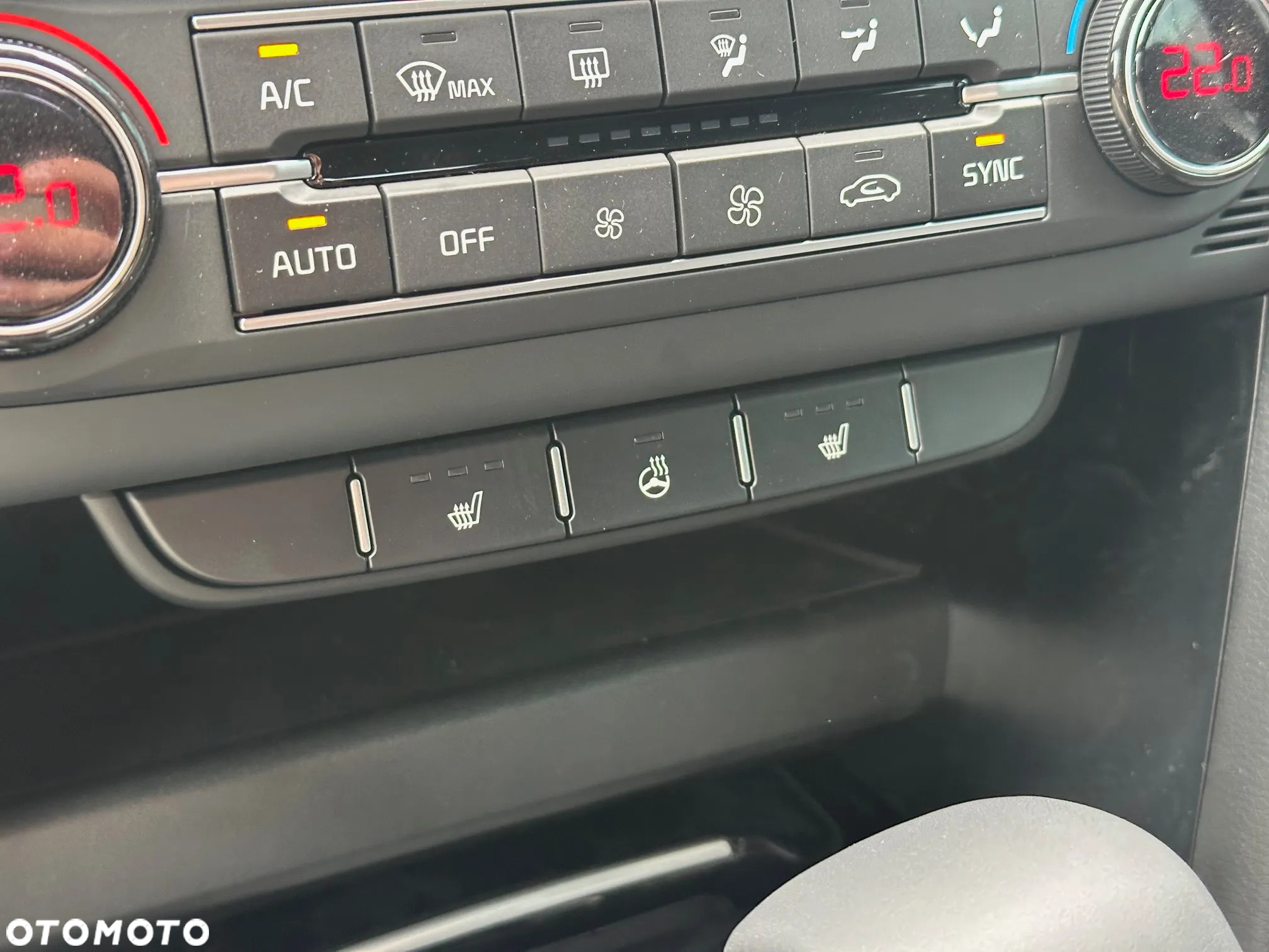 Kia Ceed 1.5 T-GDI Tribute DCT - 27