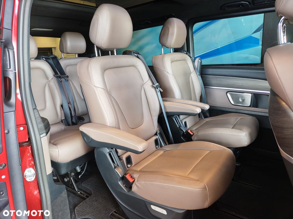Mercedes-Benz Klasa V 300 d 4-Matic 9G-Tronic Exclusive (d³ugi) - 18