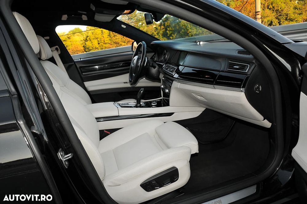 BMW Seria 7 740d xDrive - 13