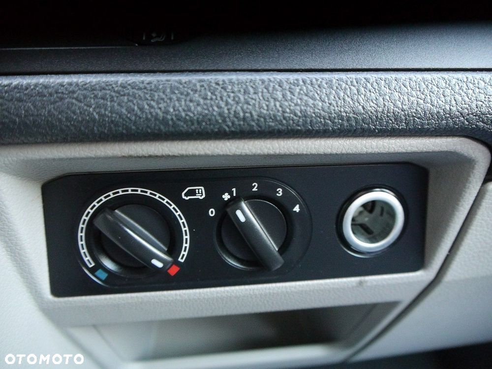 Volkswagen Transporter L2H1 Plus Comfortline - 23