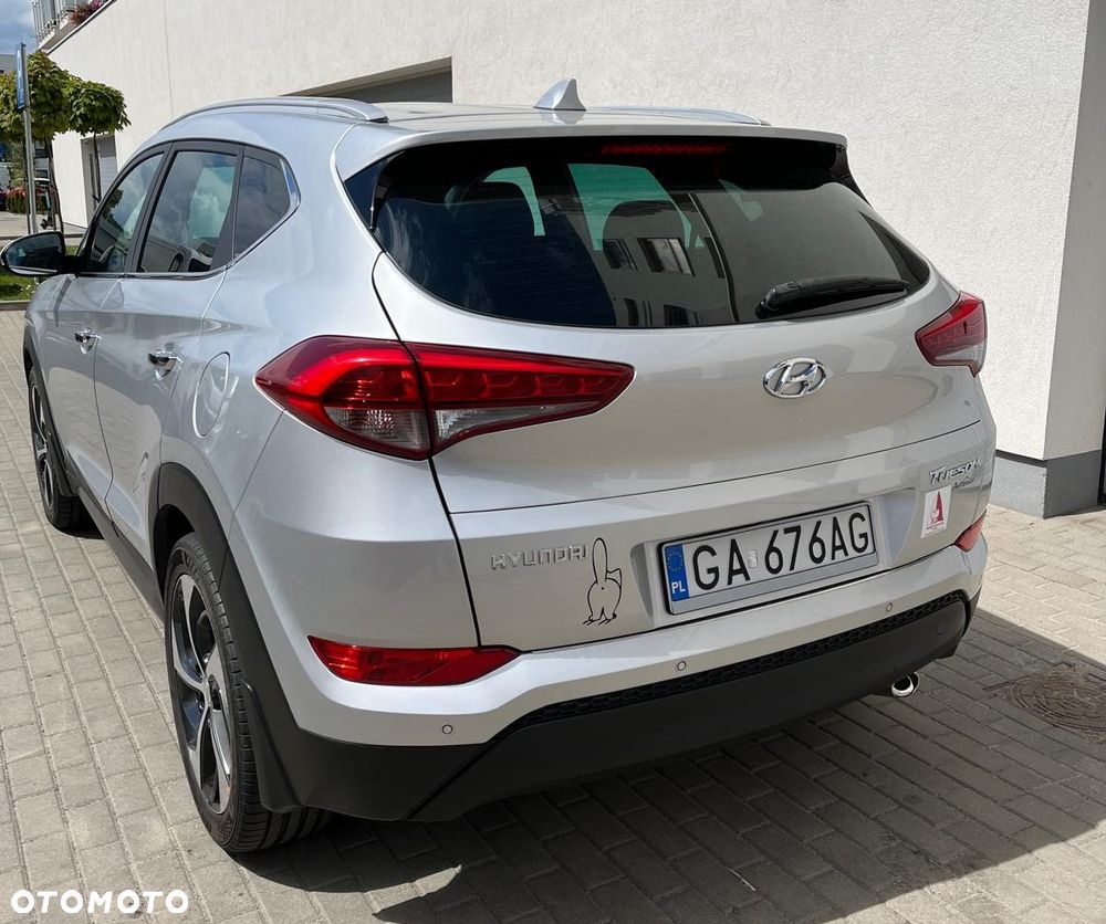 Hyundai Tucson - 2