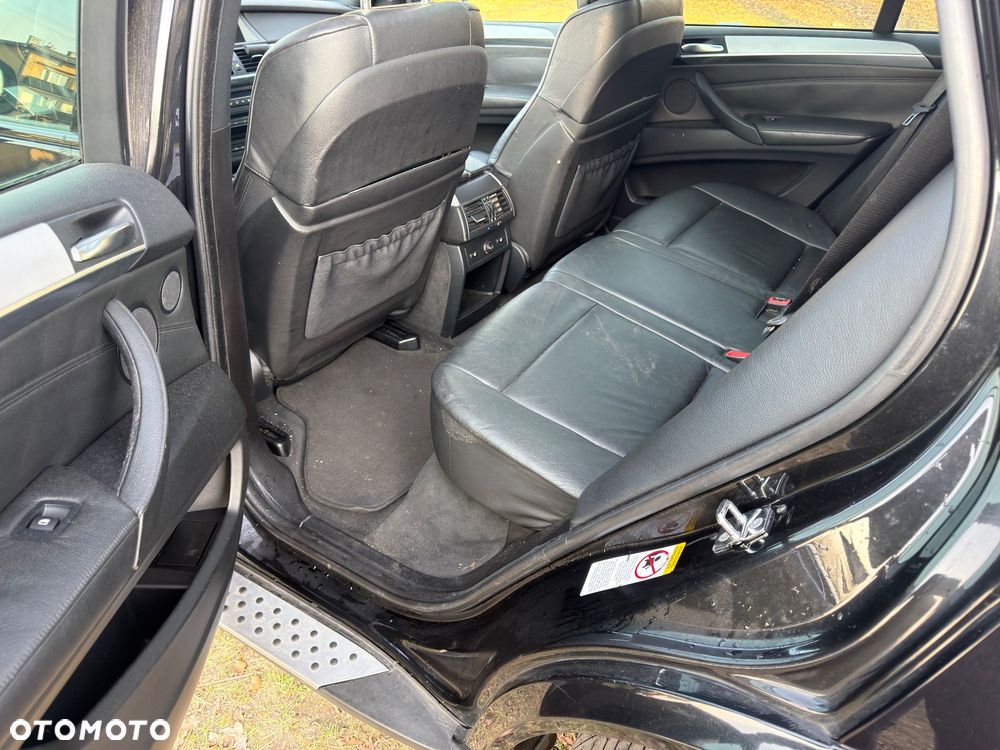 BMW X5 xDrive48i - 9