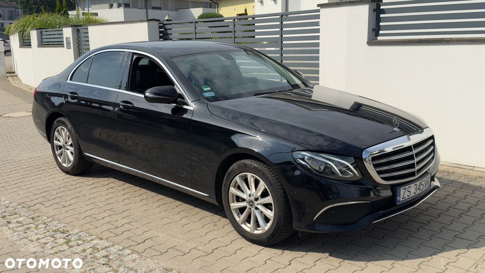 Mercedes-Benz Klasa E 200 4-Matic 9G-TRONIC - 1