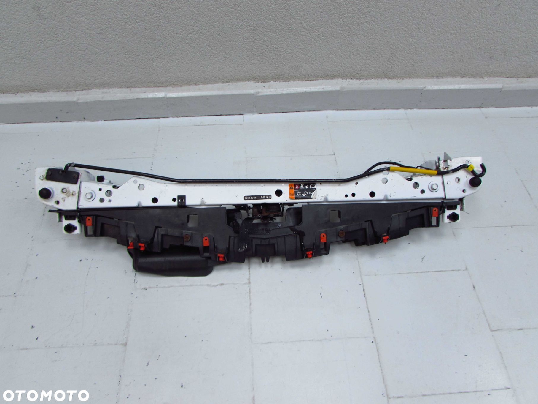 OPEL ASTRA IV J LIFT FL 09-15 WZMOCNIENIE PAS PRZEDNI GORNY Z40R - 1
