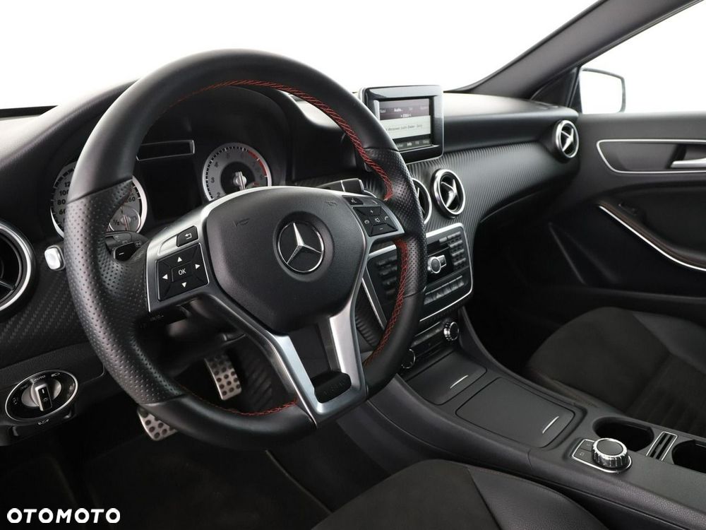 Mercedes-Benz Klasa A 180 7G-DCT AMG Line - 15
