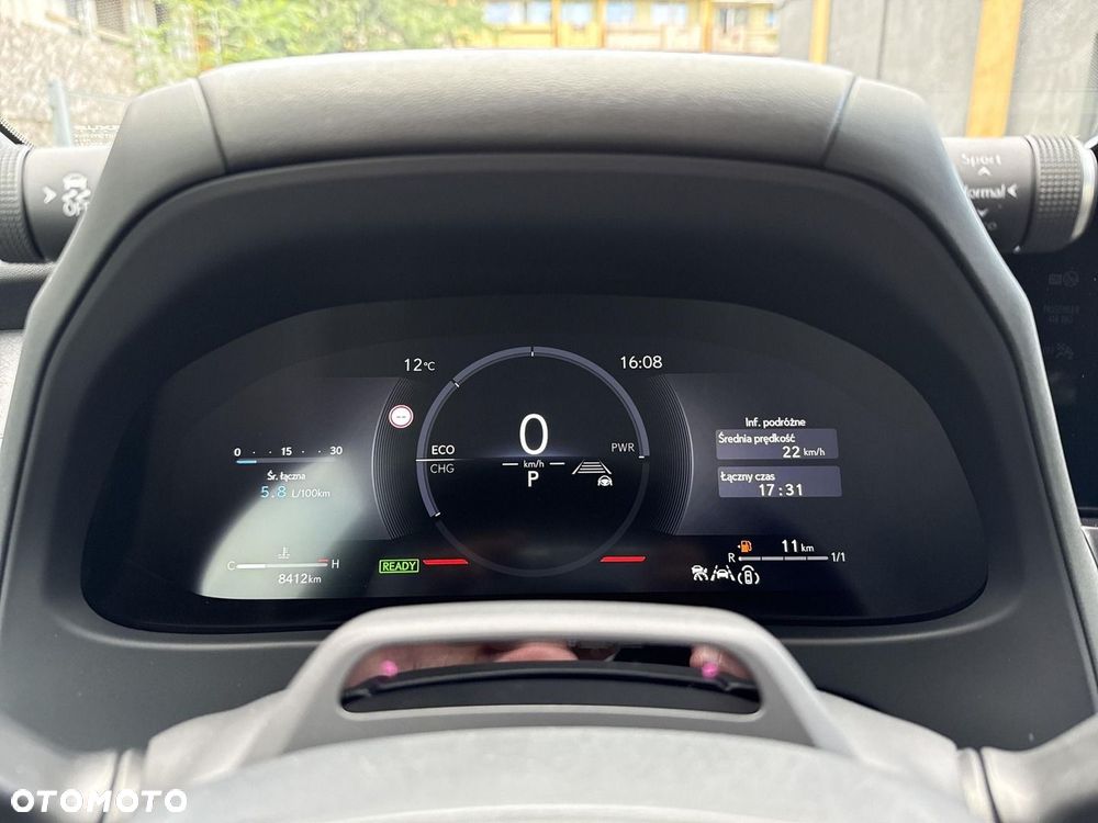 Lexus UX 300h F Sport Design - 17