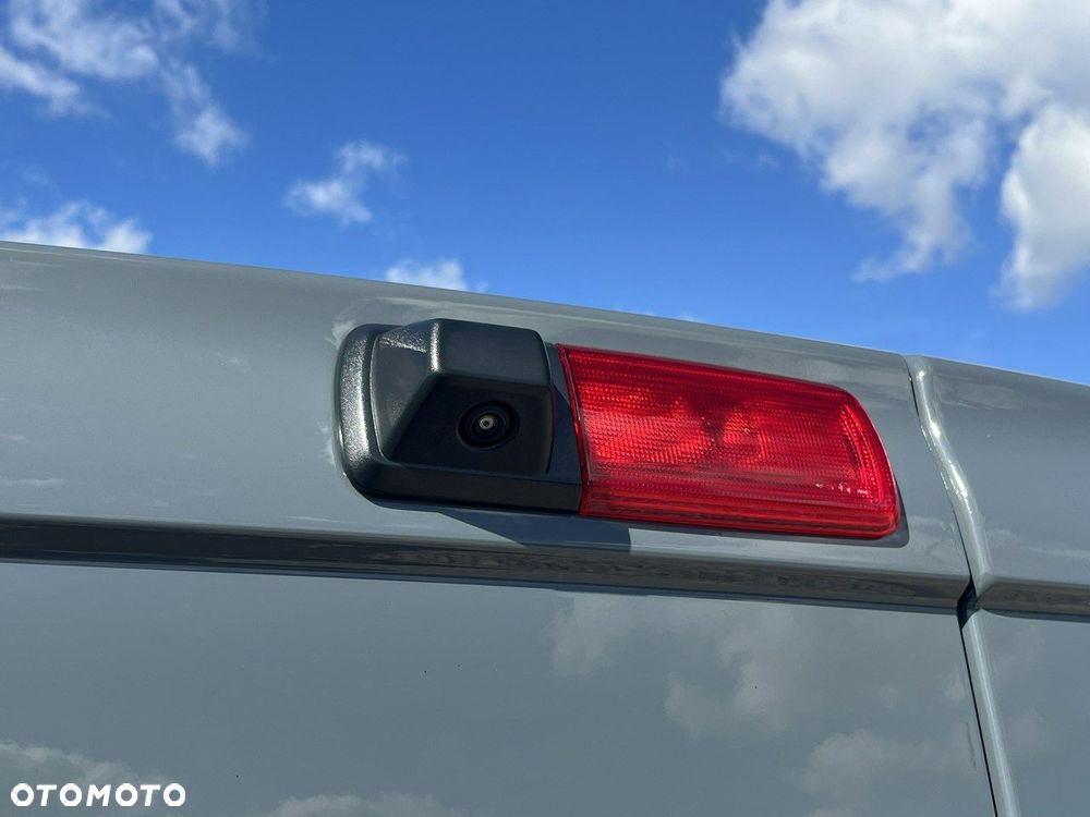 Renault Trafic - 16