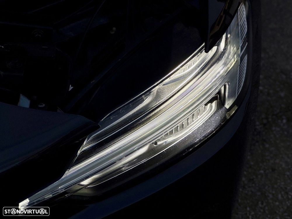 Volvo V60 2.0 B4 Plus Bright Auto - 15