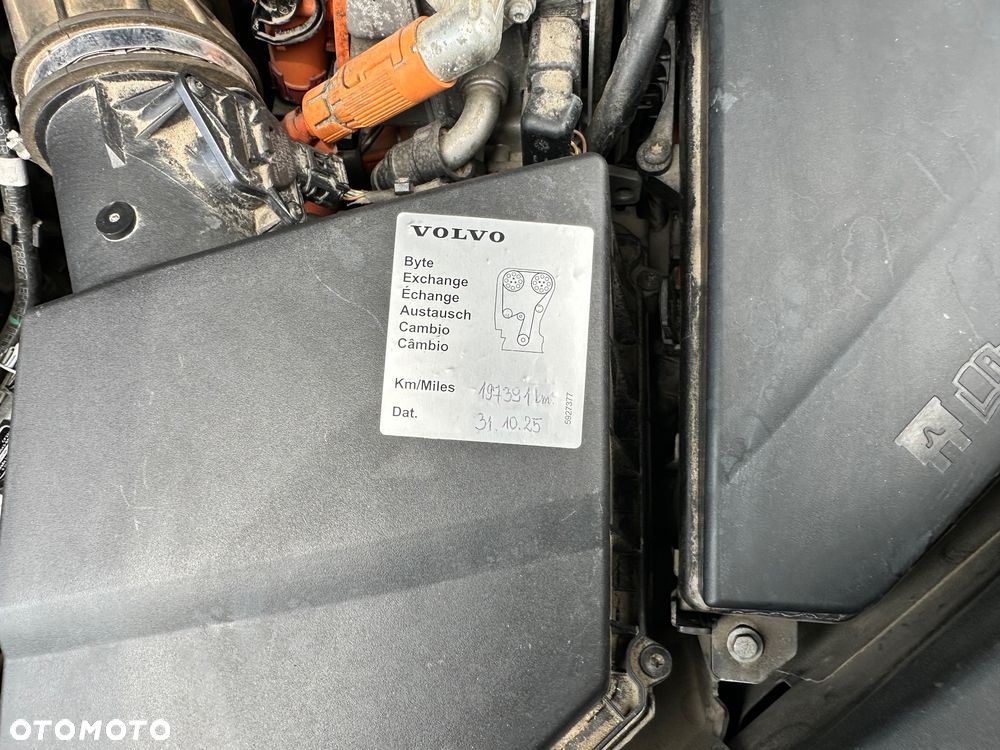 Volvo XC 60 T8 Twin Engine AWD Geartronic Momentum - 11