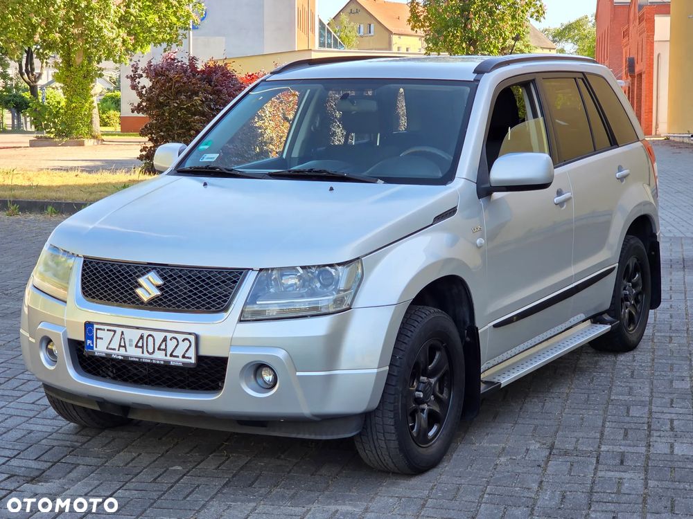 Suzuki Grand Vitara 1.9 DDiS Comfort DPF Family - 7
